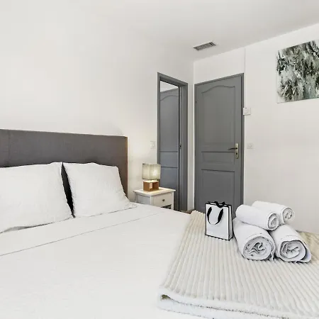 빌라 150m2, Piscine, Parking, Wifi, Clim Saint-Raphaël