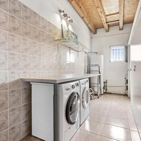 150m2, Piscine, Parking, Wifi, Clim 빌라